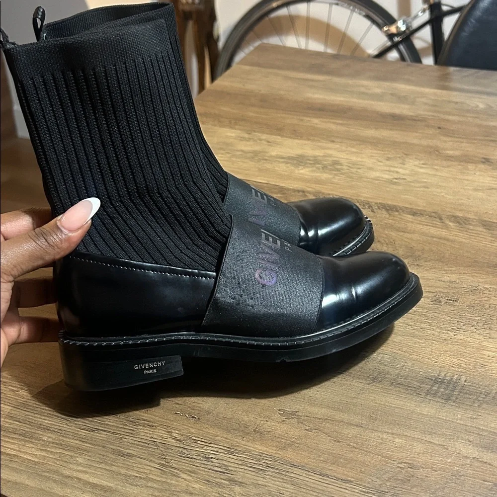 Givenchy Black Leather Sole - Picture 5 of 8